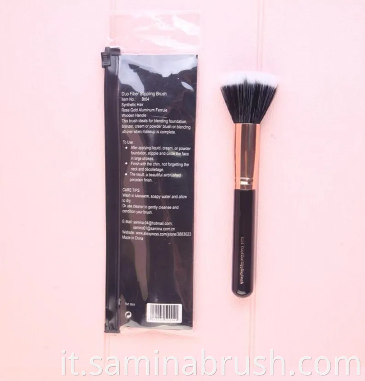 Blush Brush